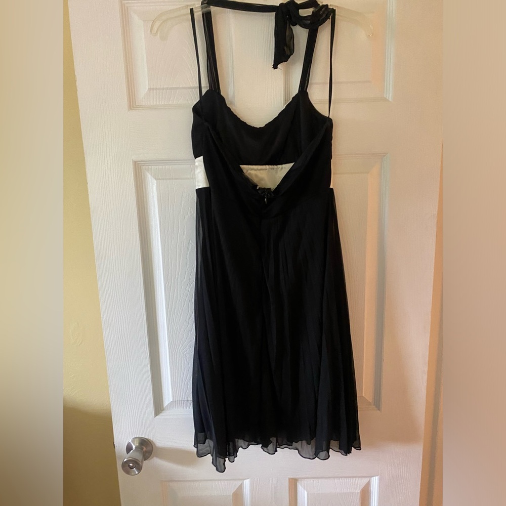 Formal Dress - Picture 3 of 4